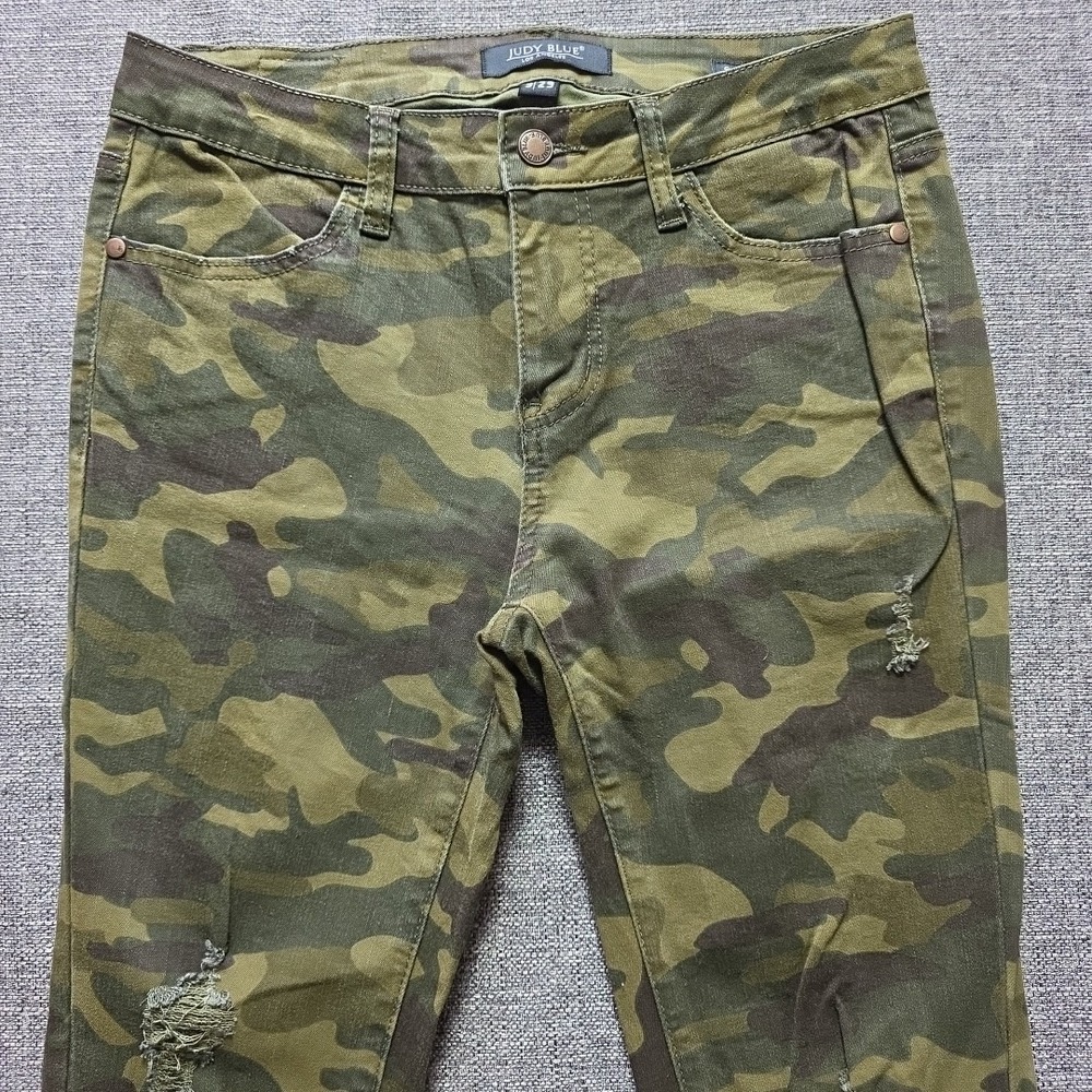 Judy Blue Green‎ Camo Print Distressed Skinny Fit Jeans Size 9 29